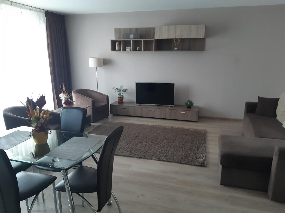 Apartament Marcel - Coresi Mall Брашов Екстериор снимка