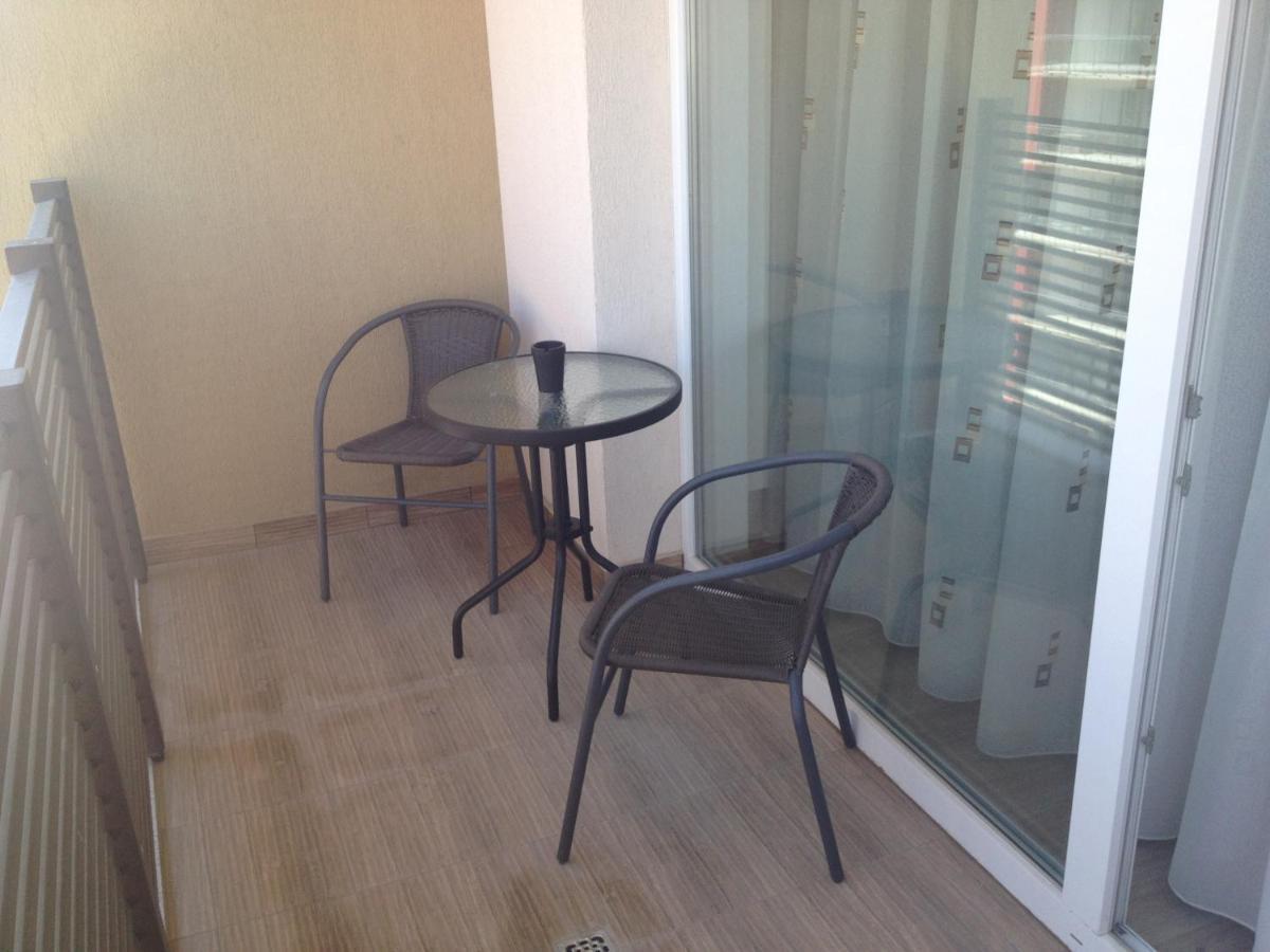 Apartament Marcel - Coresi Mall Брашов Екстериор снимка